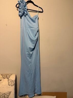One-Shoulder Light Blue Evening Dress with Rosette Shoulder
